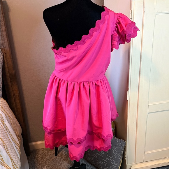 Main Strip Fuchsia One-Shoulder Ruffle Mini Dress - Picture 4 of 10